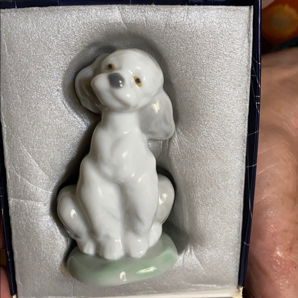 Vintage puppy